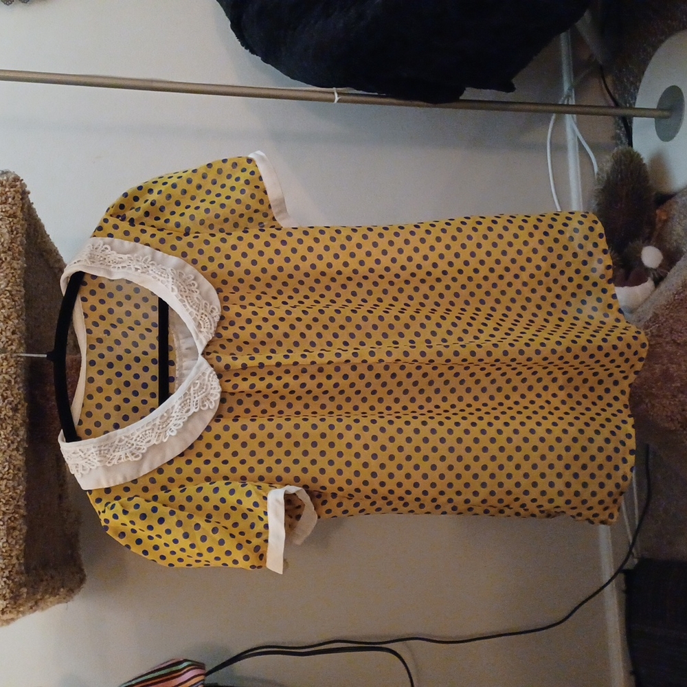 Peter Pan collar chiffon blouse. Yellow with navy polkadot. Size Small
